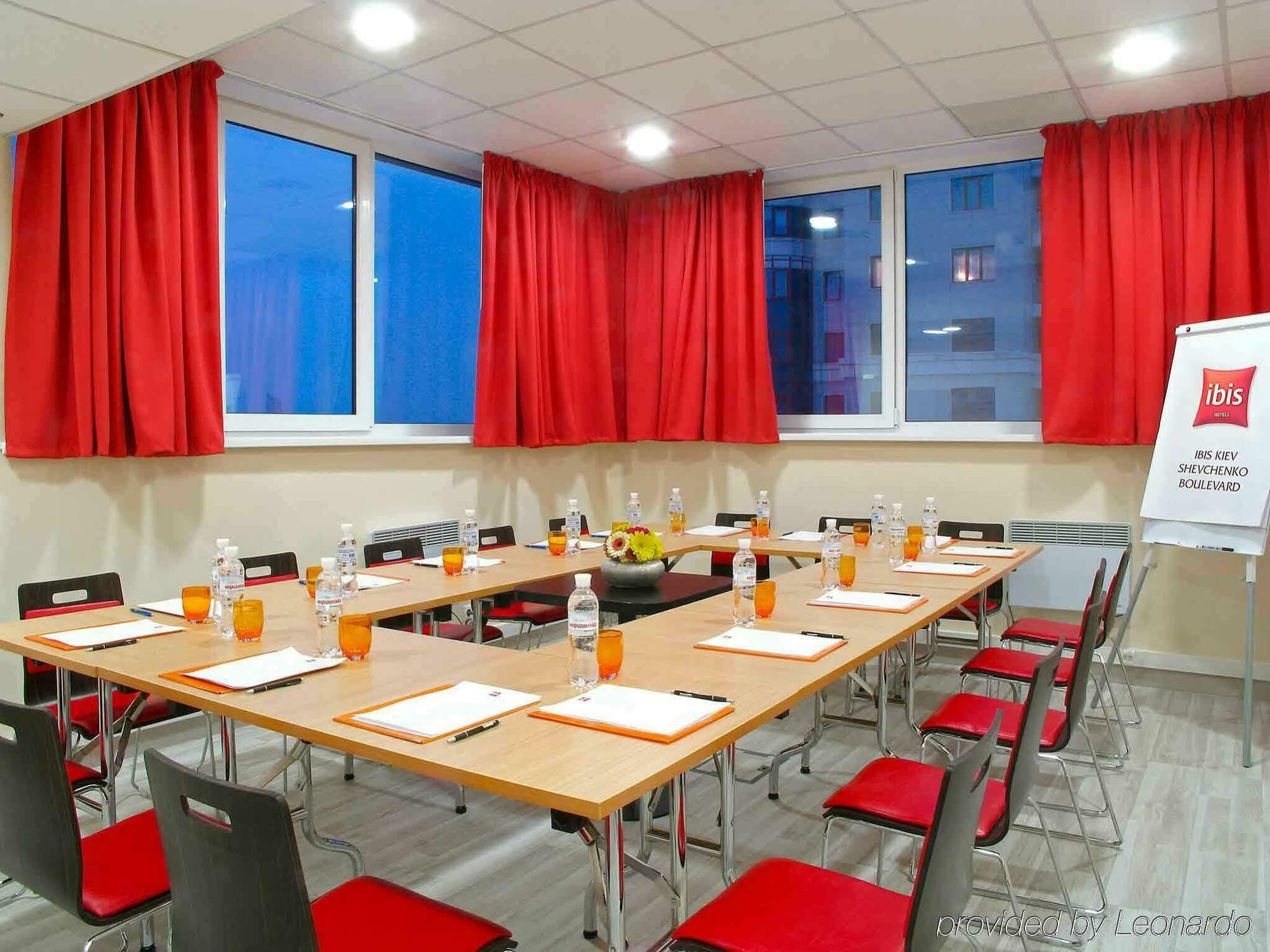 Ibis Center קייב