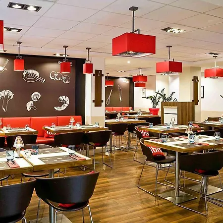 Ibis Kyiv City Center 