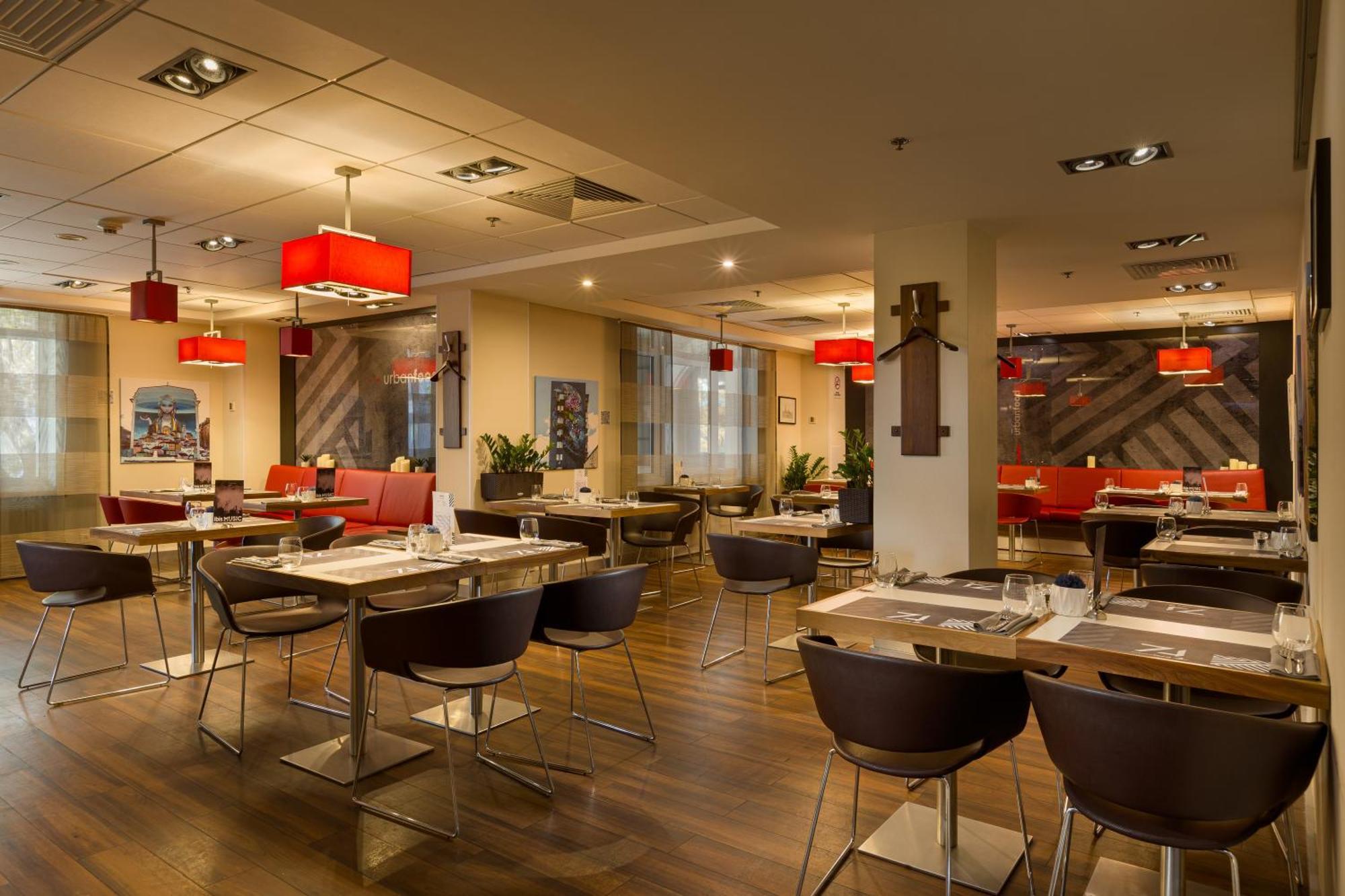 Ibis Center Hotel
