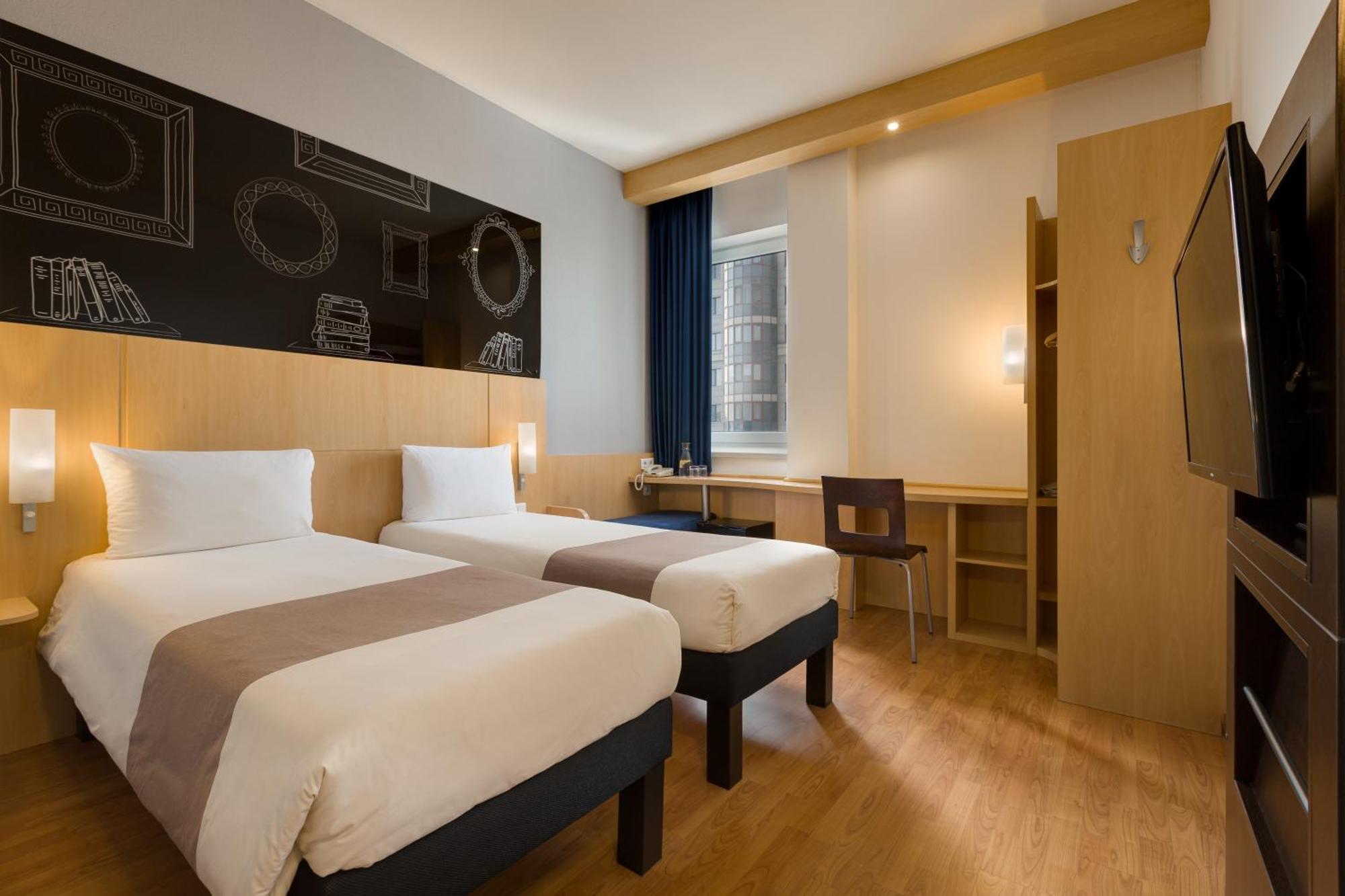 Ibis Center Hotel Kiew