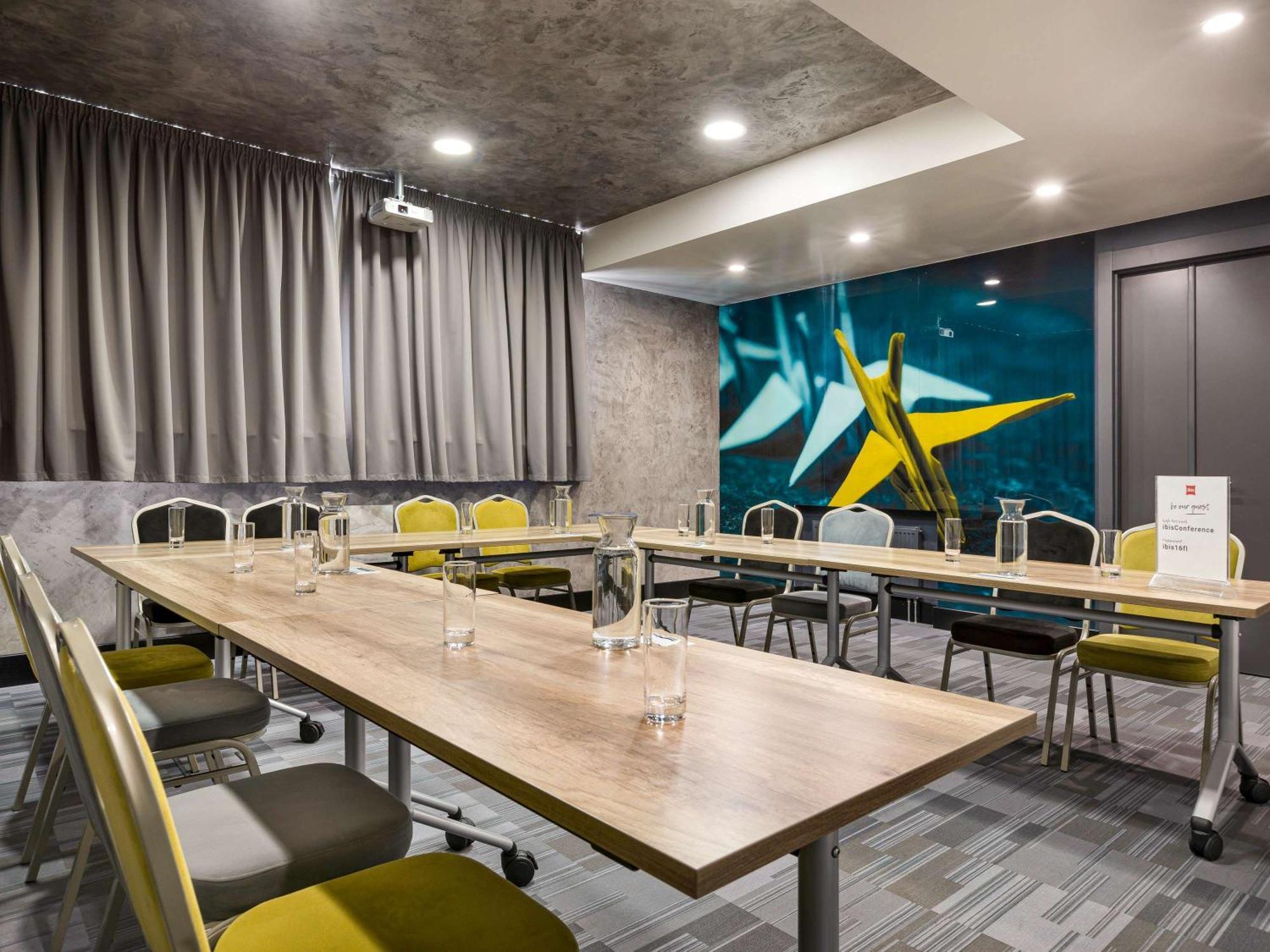 Hotel Ibis Center 3*
