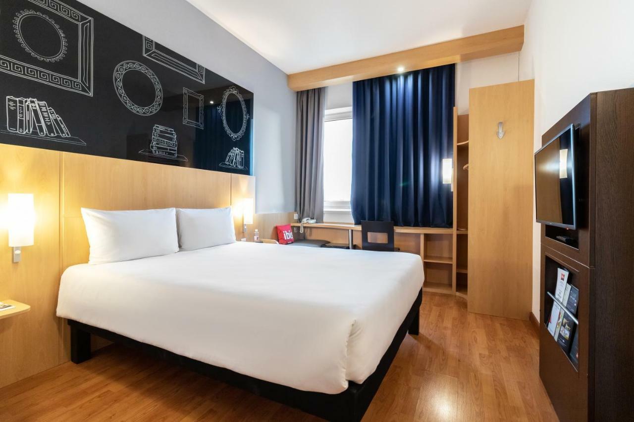 Ibis Center Hotel