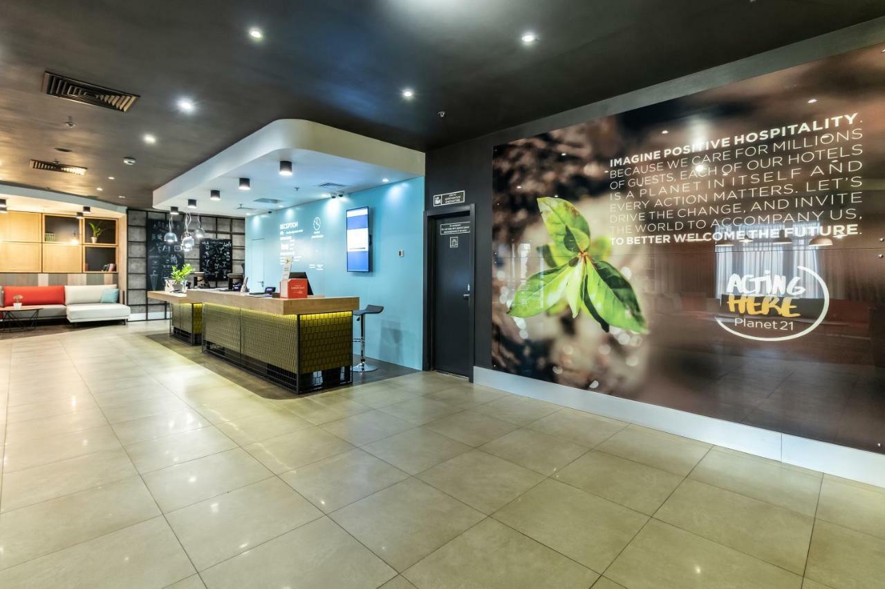 Ibis Center Hotel 3*